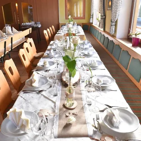 Hirschenwirt Schöder