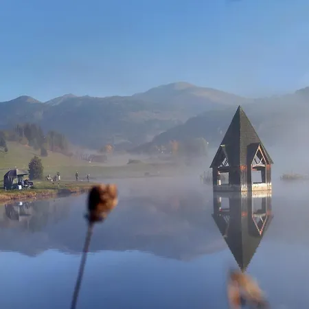 イン Hirschenwirt 3*