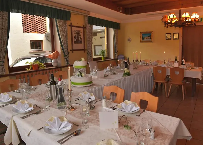 黑尔斯陈威尔特旅馆 3*