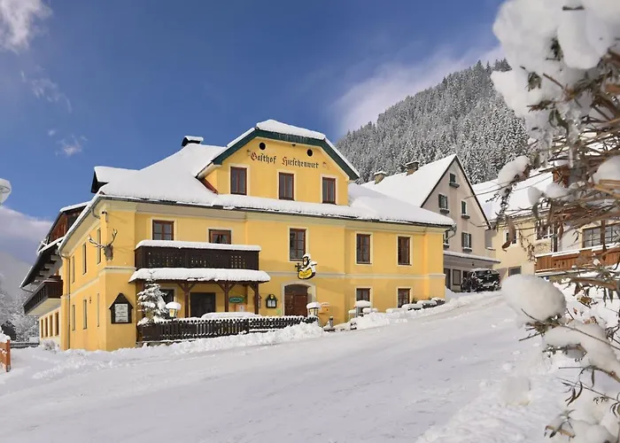 Hirschenwirt Inn Schoeder